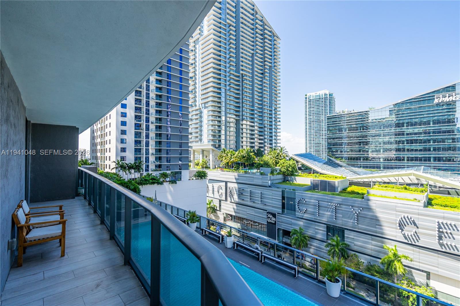 BRICKELL HEIGHTS EAST CON - Residential Lease