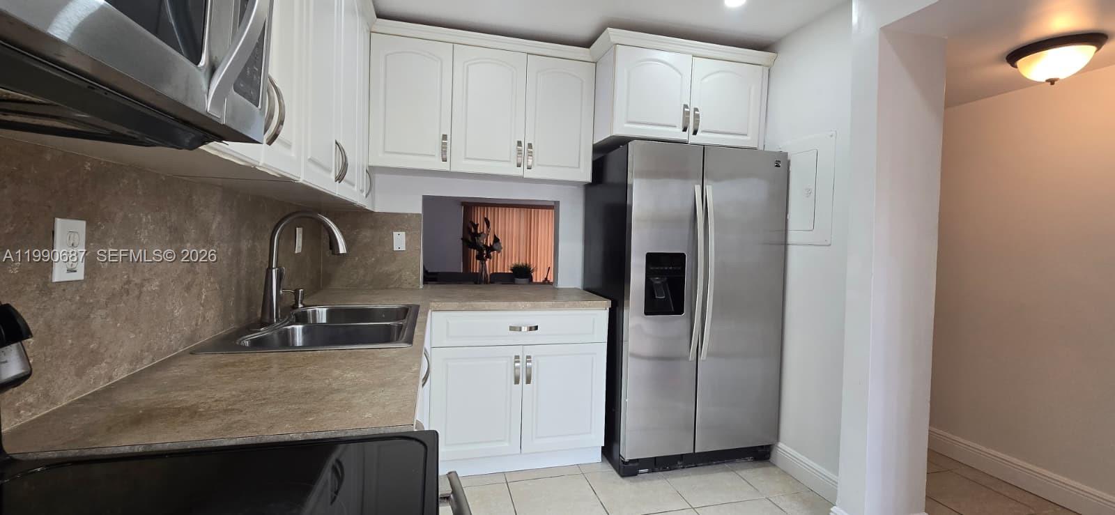 KENDALE WOODS CONDO - Residential