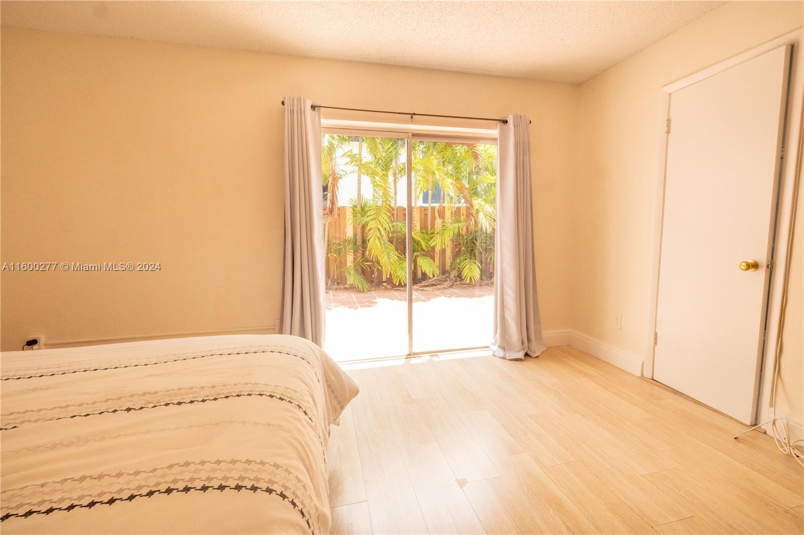 OLYMPIAN GDN CONDO - Residential Lease