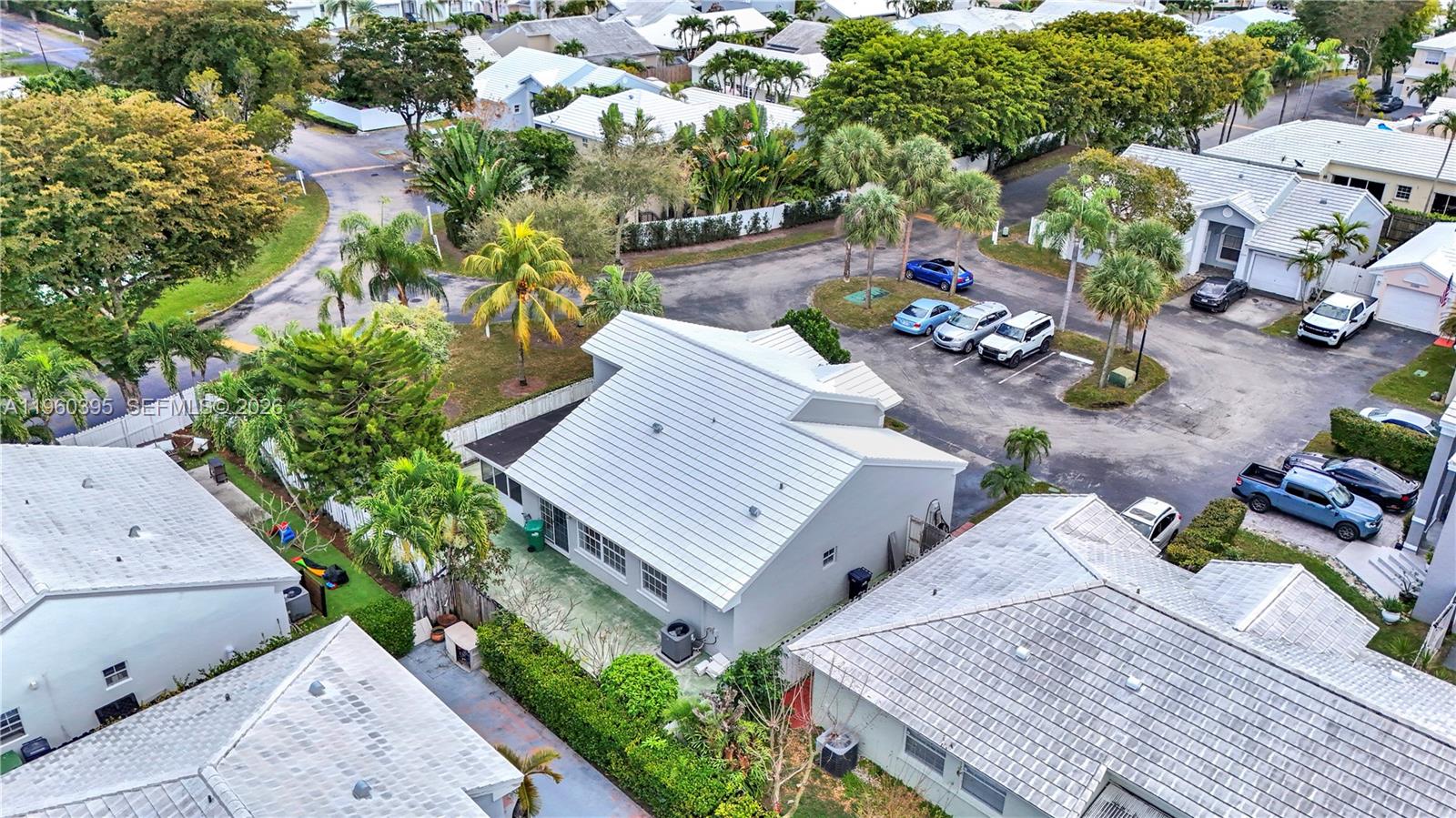 CORAL CREEK - Residential