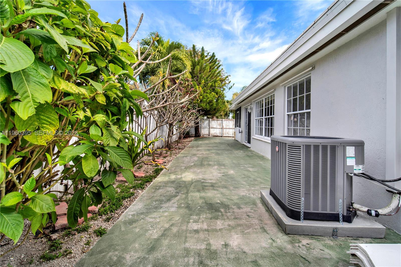 CORAL CREEK - Residential