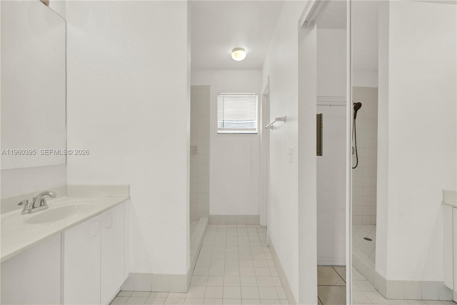 CORAL CREEK - Residential