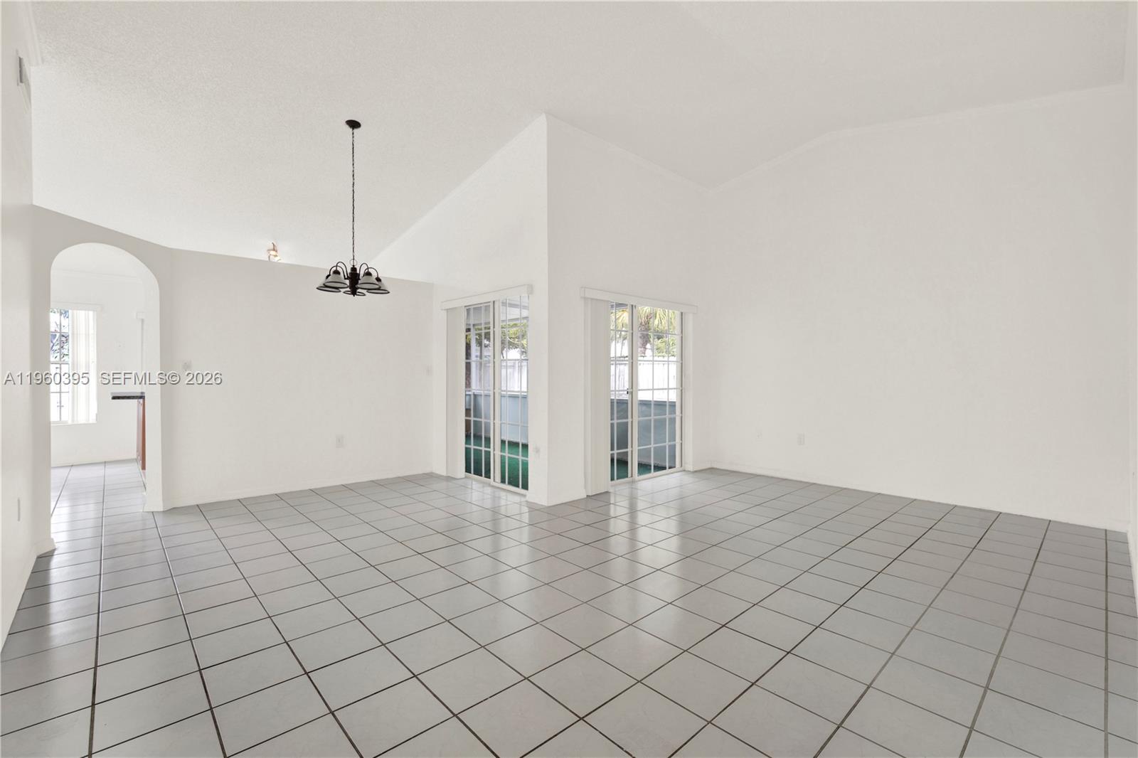 CORAL CREEK - Residential