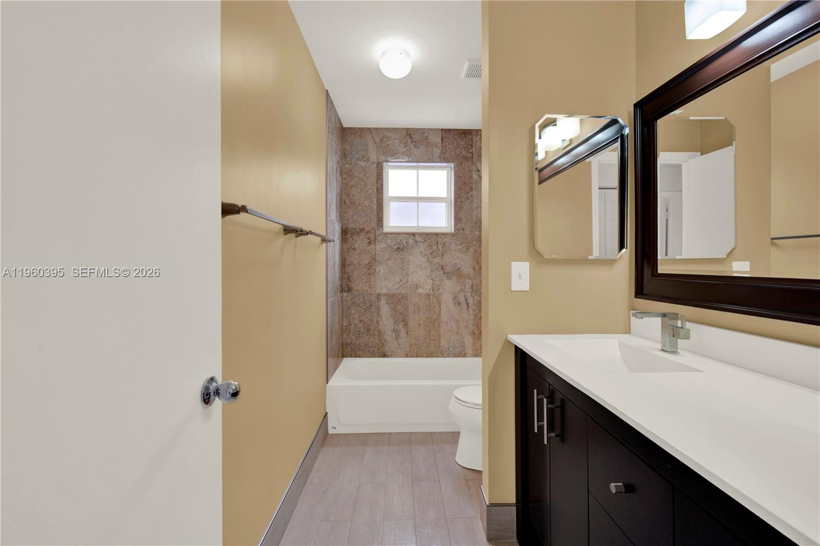 CORAL CREEK - Residential