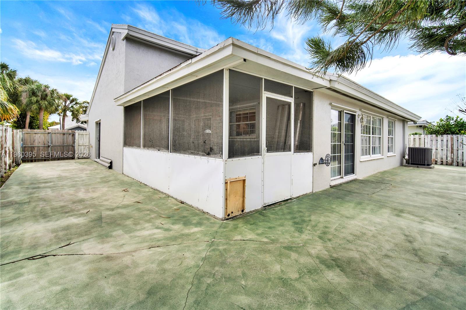 CORAL CREEK - Residential