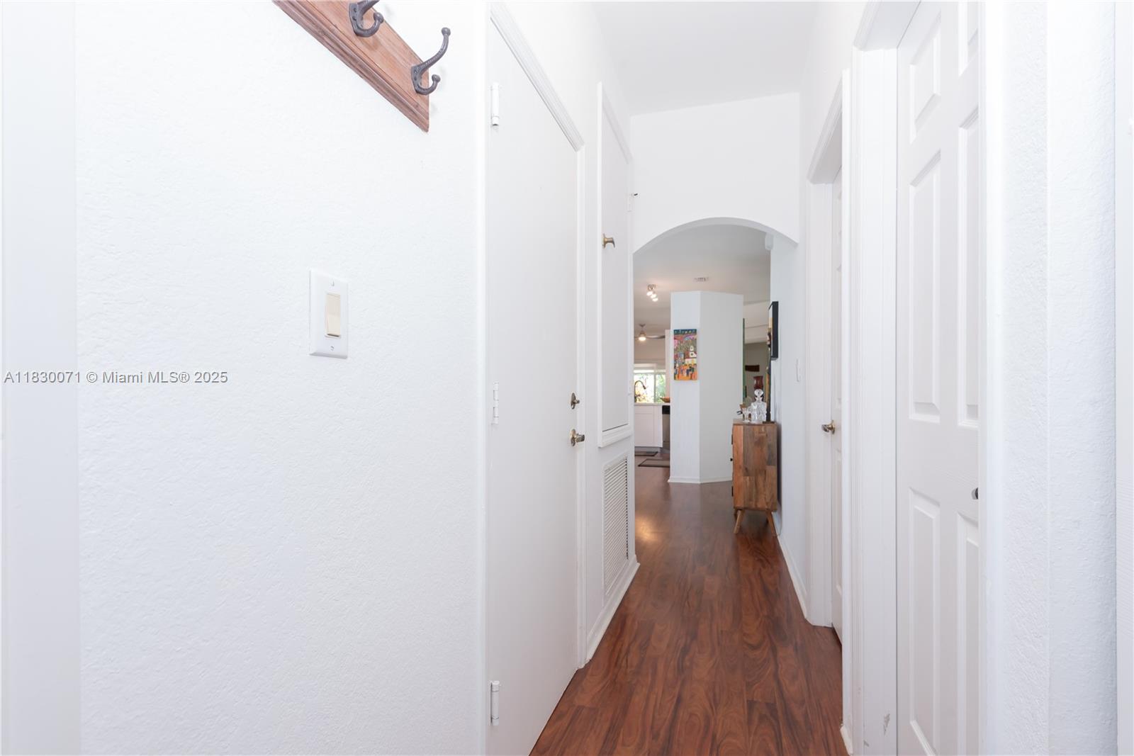 SAPPHIRE SHORES-SAPPHIRE - Residential