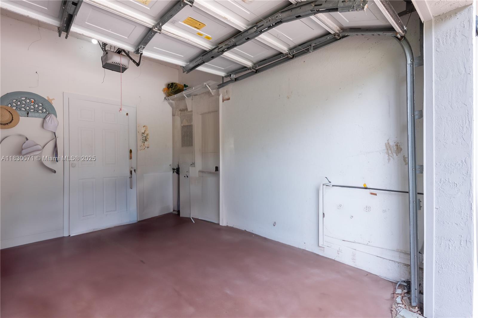 SAPPHIRE SHORES-SAPPHIRE - Residential