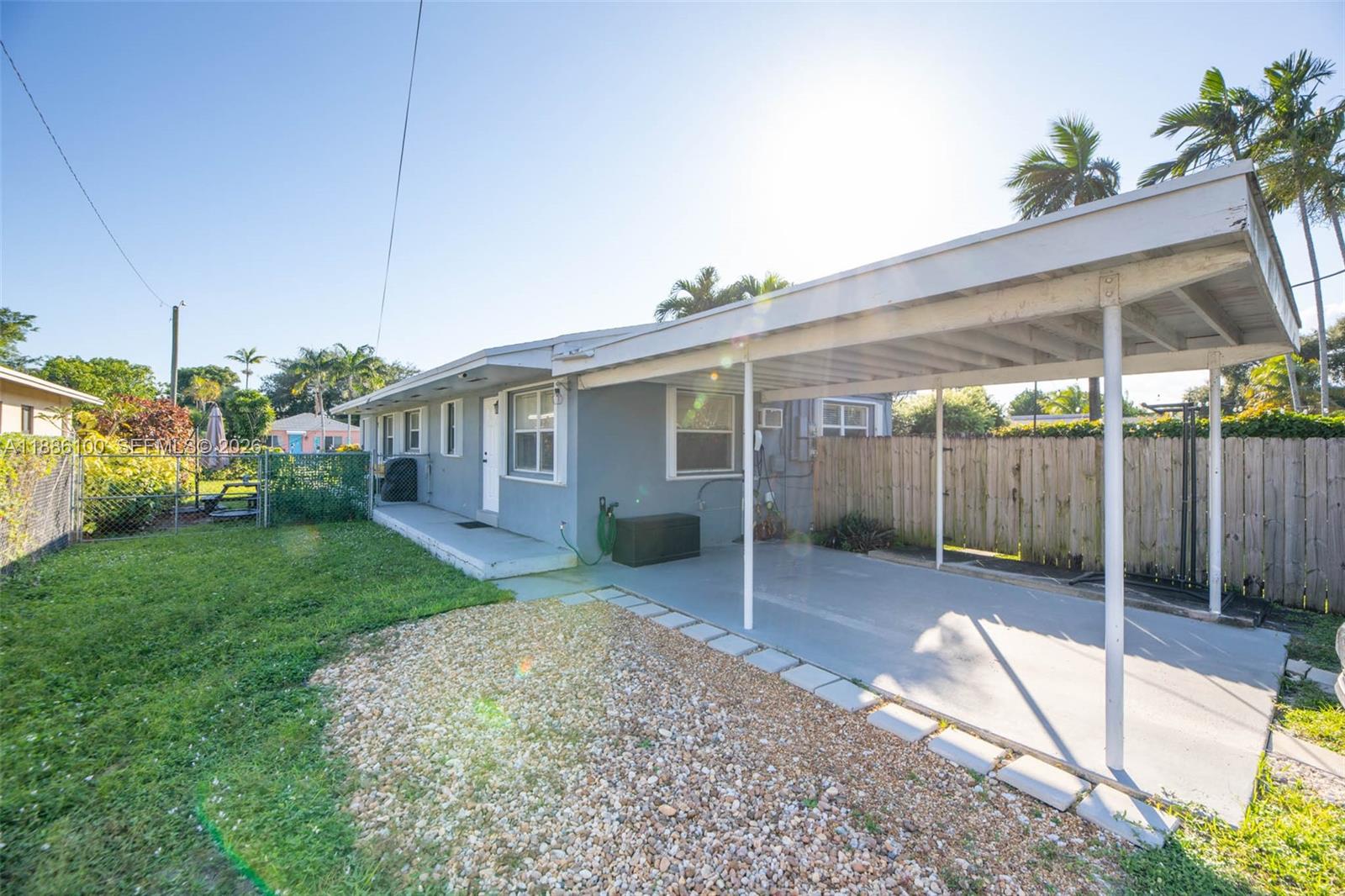 HOLLYWOOD PARK - Residential Income