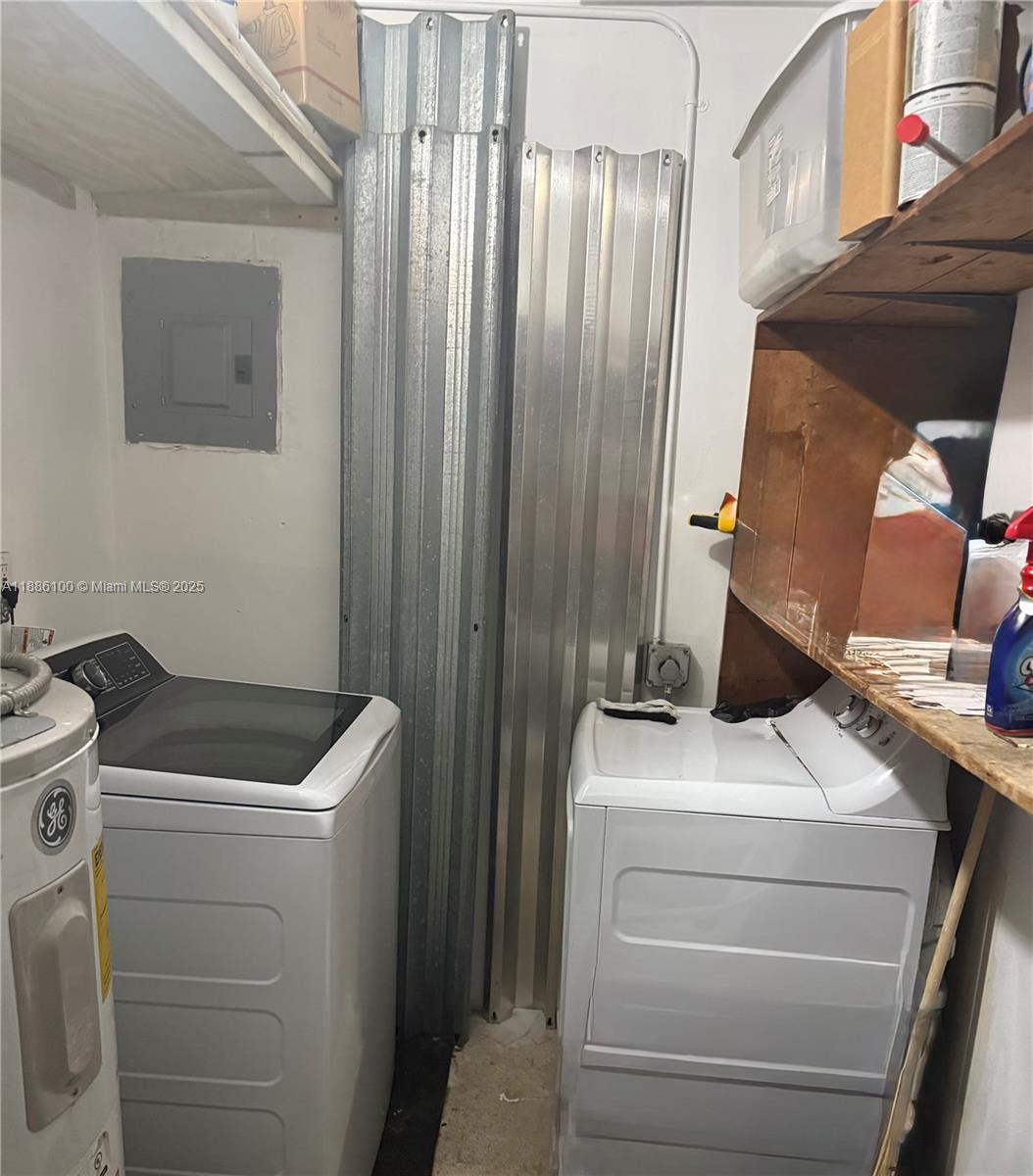 HOLLYWOOD PARK - Residential Income