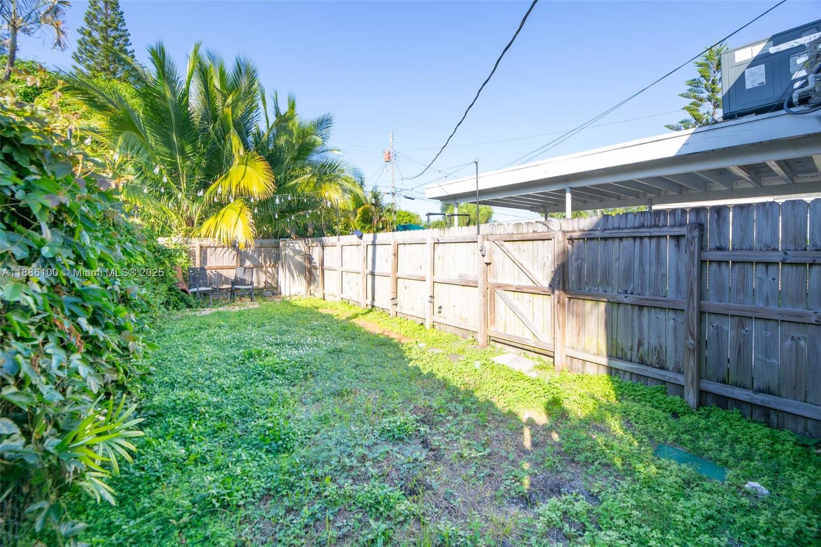 HOLLYWOOD PARK - Residential Income