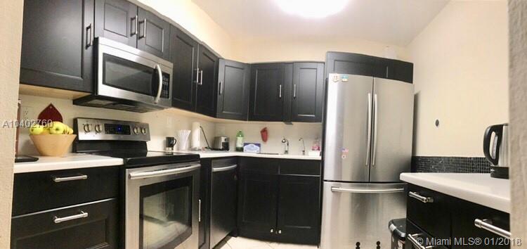 OLYMPUS CONDO PH A - Residential