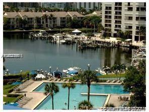 OLYMPUS CONDO PH A - Residential