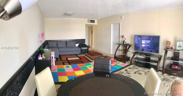 OLYMPUS CONDO PH A - Residential