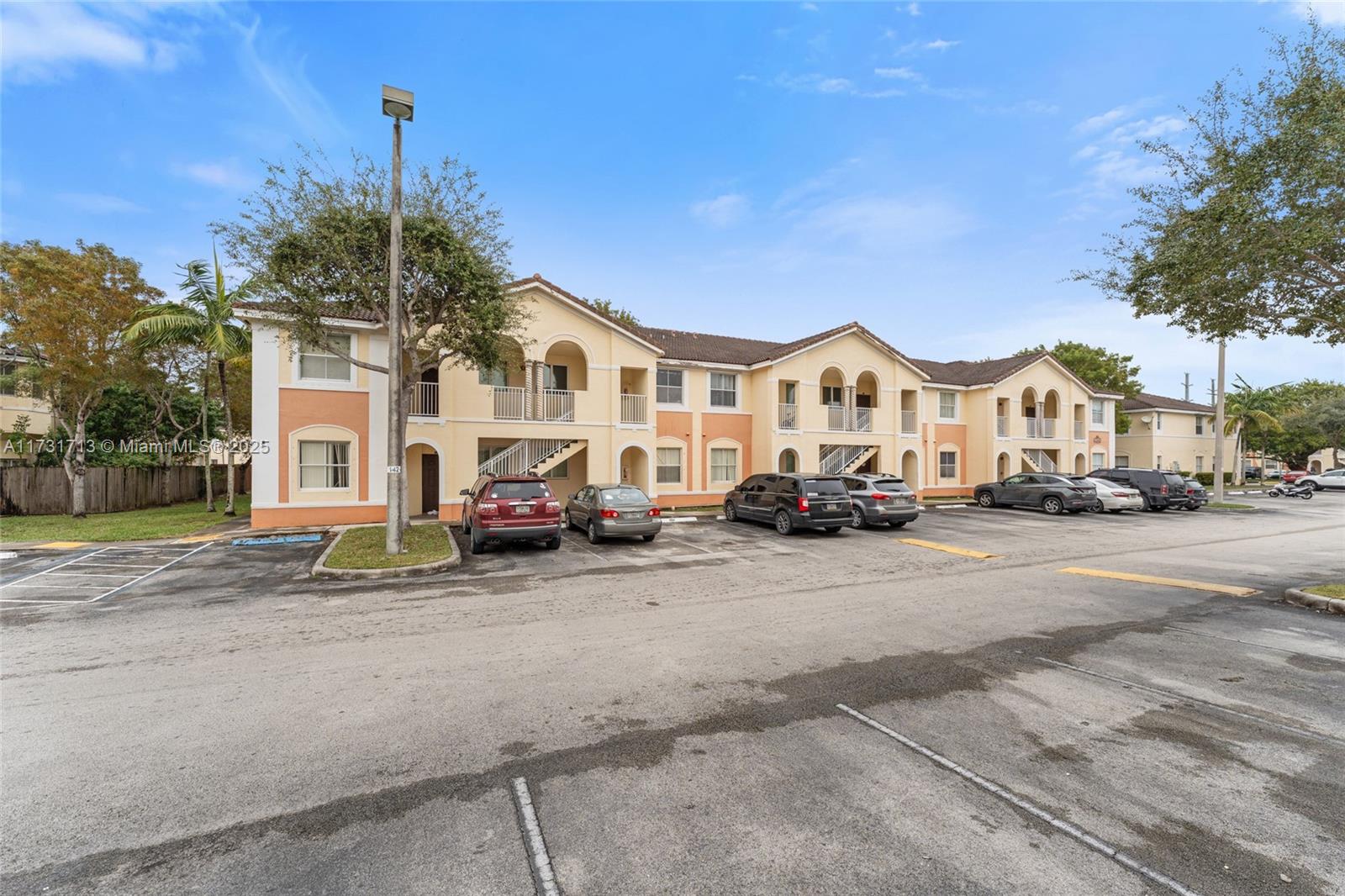 Property for Sale at 1651 Se 28th Ct 201, Homestead, Miami-Dade County, Florida - Bedrooms: 2 
Bathrooms: 2  - $215,000