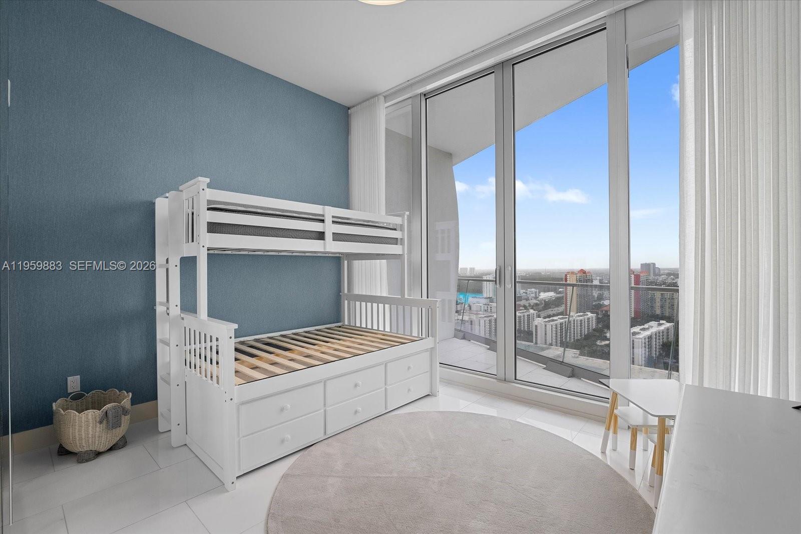 JADE SIGNATURE CONDO - Residential