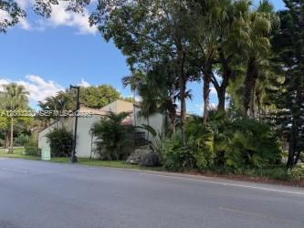 3877 Estepona Ave 9E1