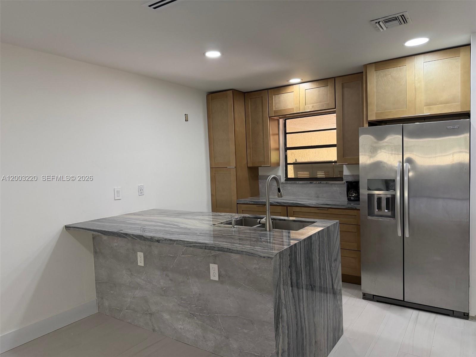 3877 Estepona Ave 9E1