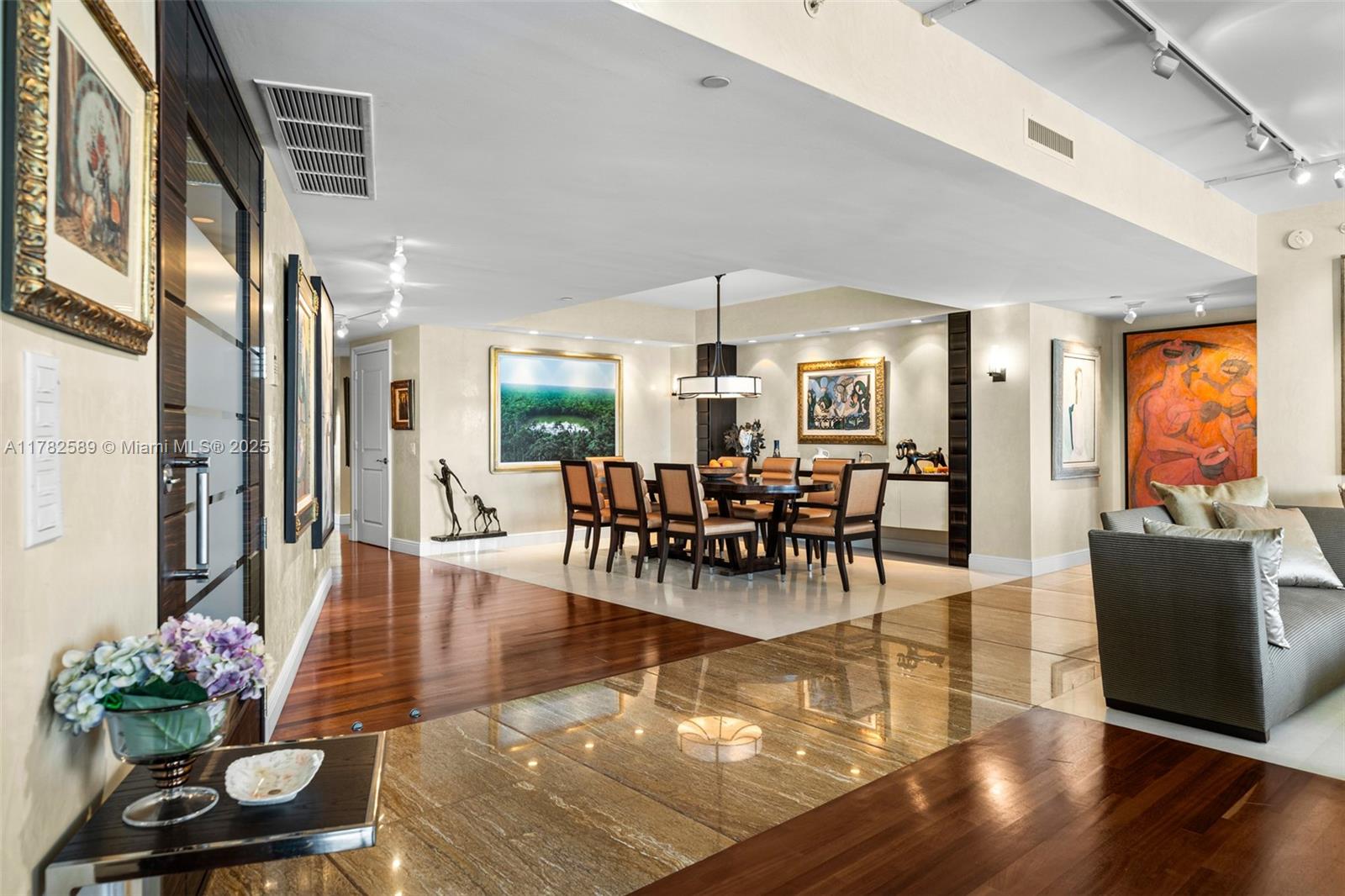 BELLAMARE @ WILLIAMS ISLA - Residential