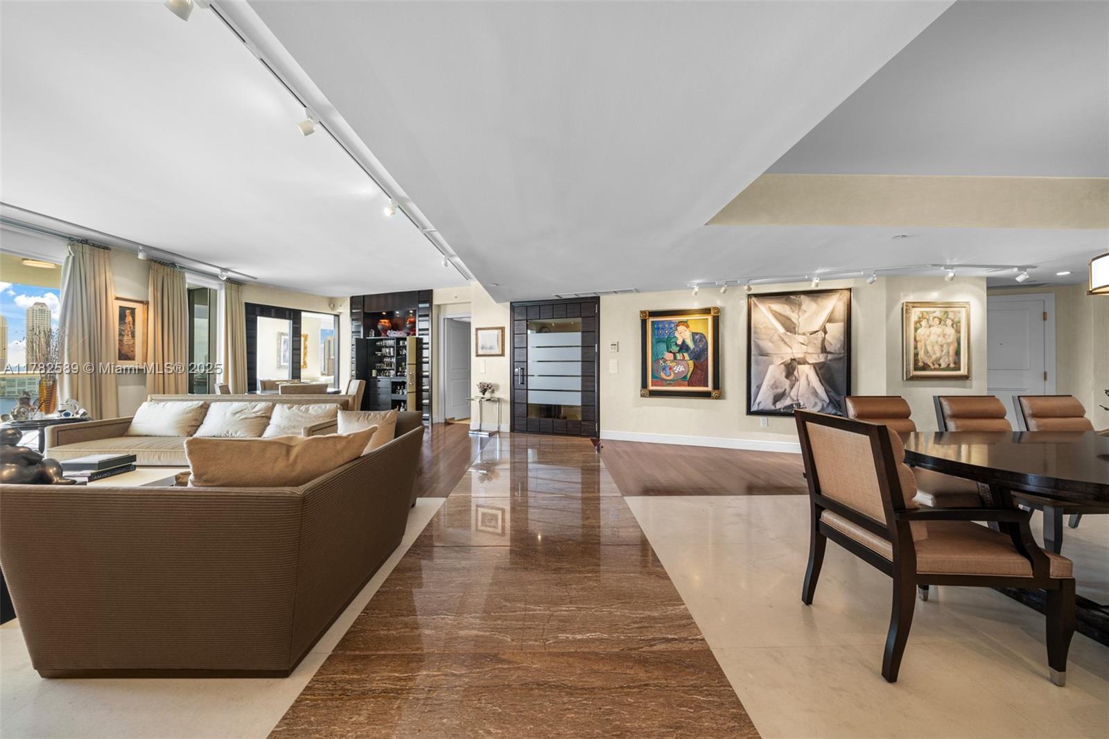 BELLAMARE @ WILLIAMS ISLA - Residential