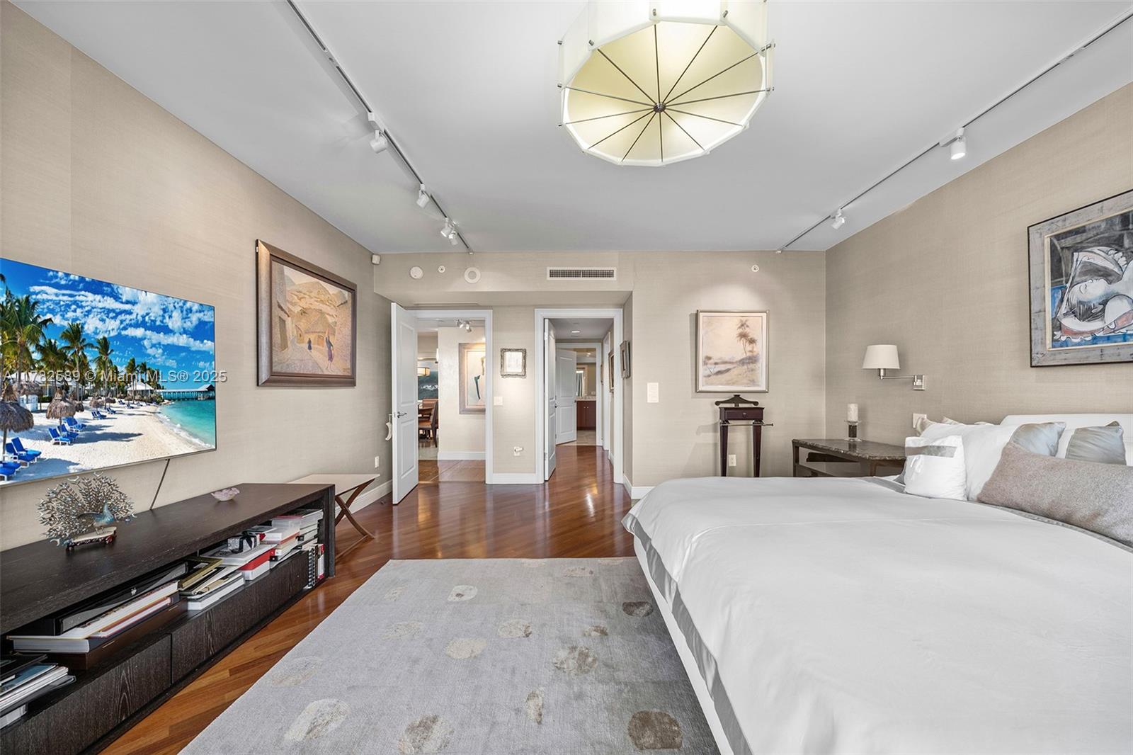 BELLAMARE @ WILLIAMS ISLA - Residential