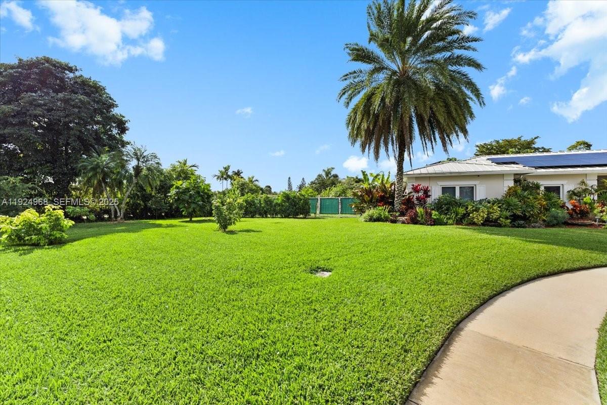 BONAVENTURE LAKES ADD 1 - Residential