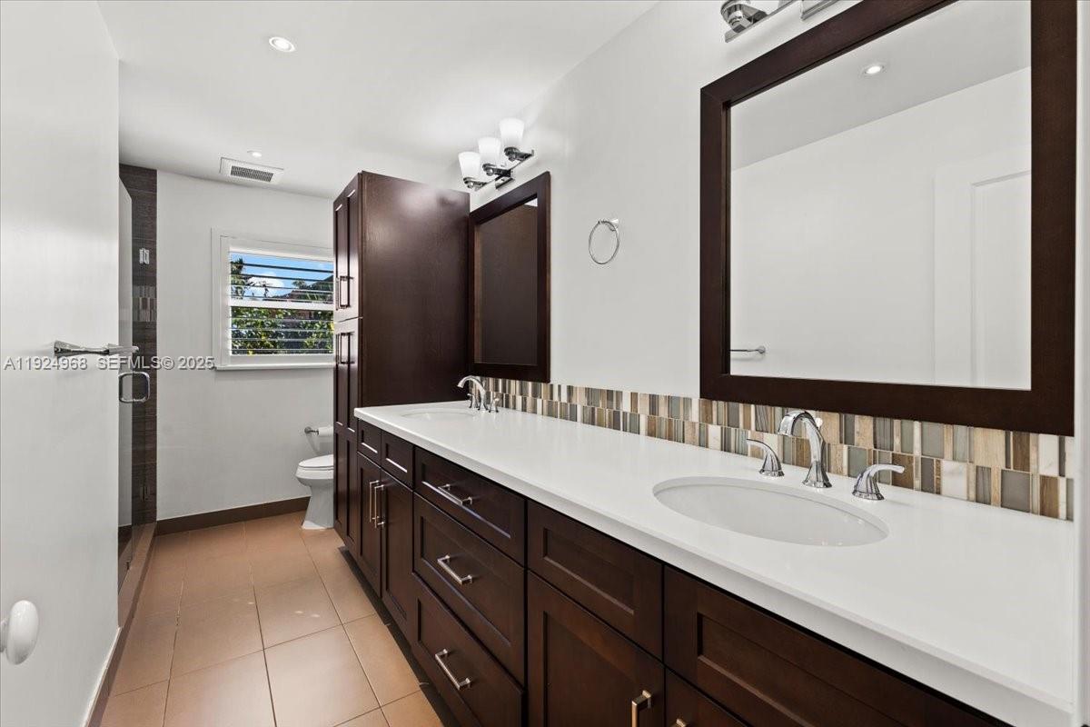 BONAVENTURE LAKES ADD 1 - Residential