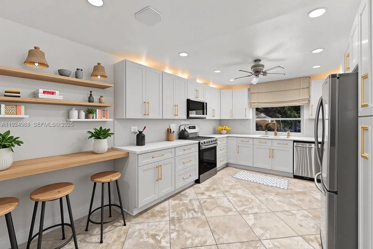 BONAVENTURE LAKES ADD 1 - Residential