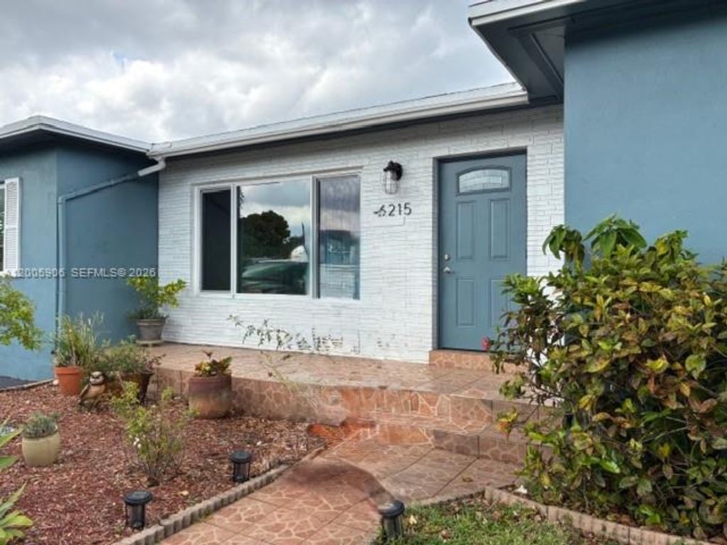 Photo of 6215 SW 20th St #1, Miramar, FL 33023 (MLS # A12005906)