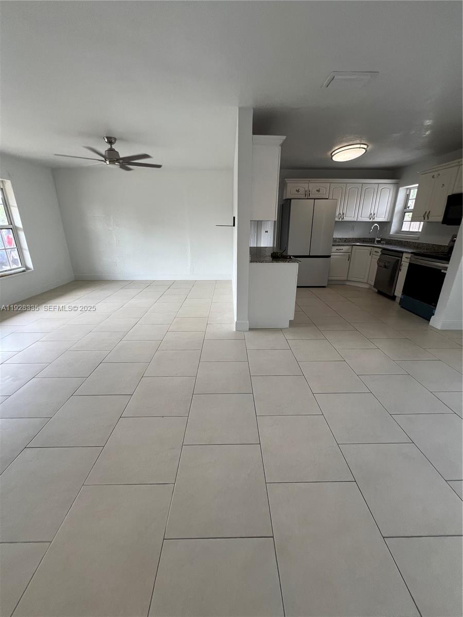 CAROL CITY 1 ST ADDN - Residential Lease