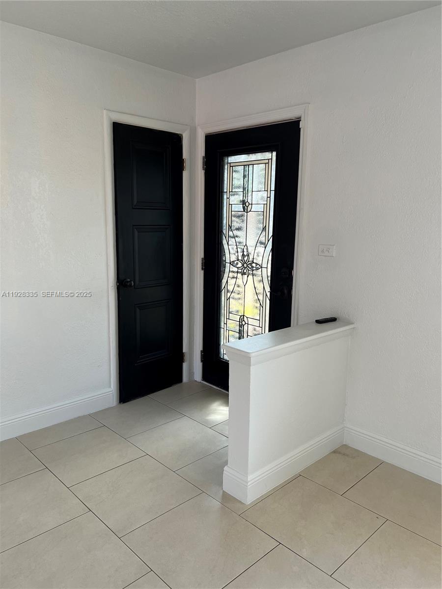 CAROL CITY 1 ST ADDN - Residential Lease