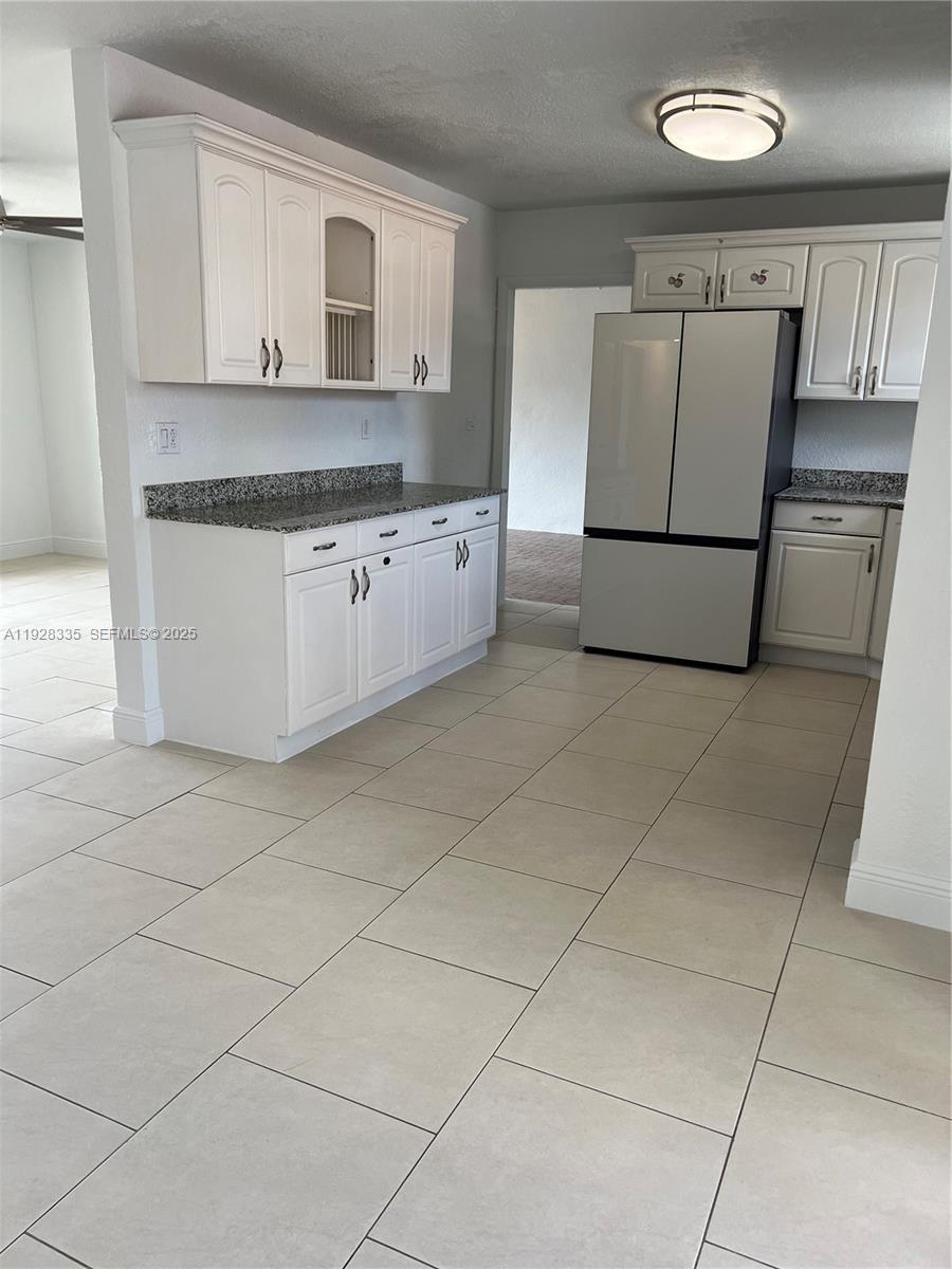 CAROL CITY 1 ST ADDN - Residential Lease