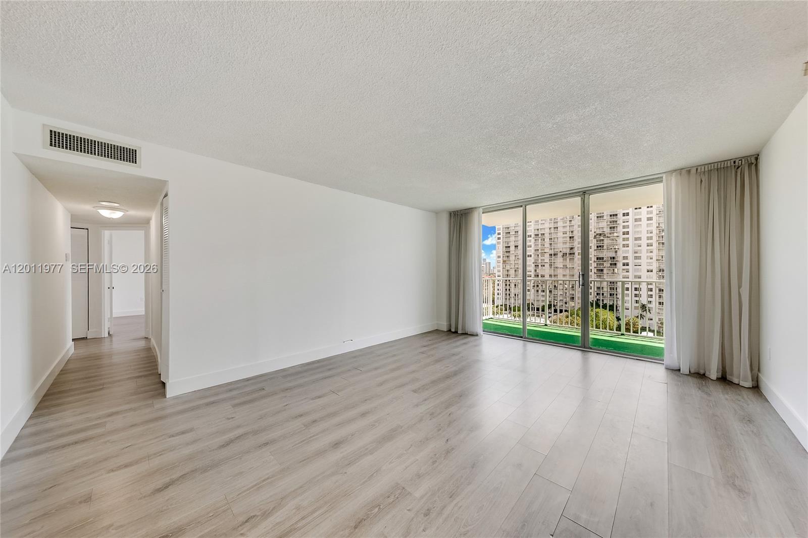 ADMIRALS PORT CONDO WEST - Residential