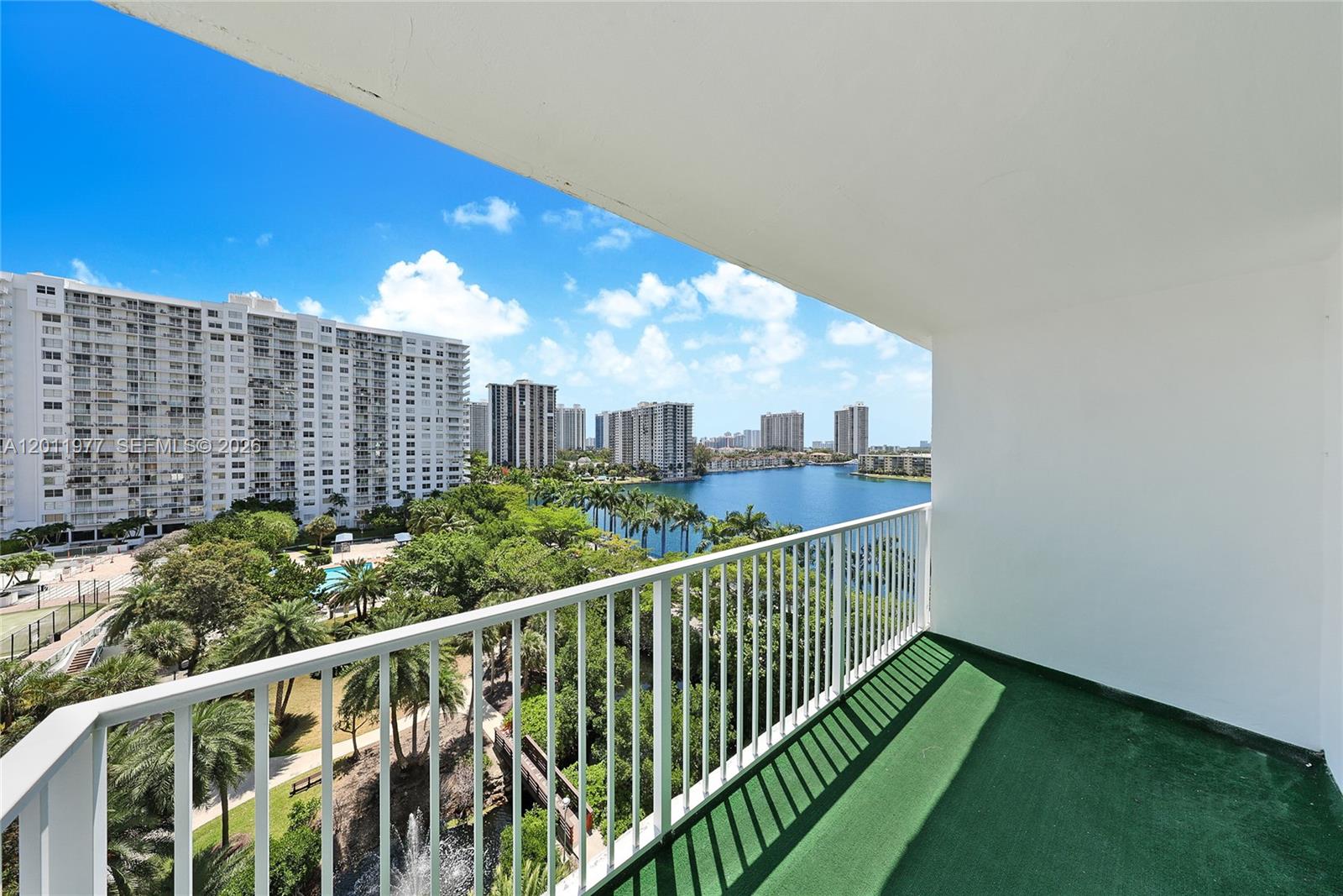 ADMIRALS PORT CONDO WEST - Residential