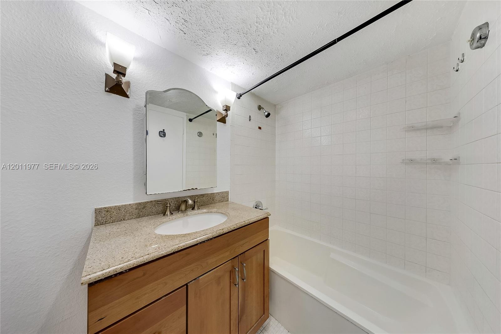 ADMIRALS PORT CONDO WEST - Residential
