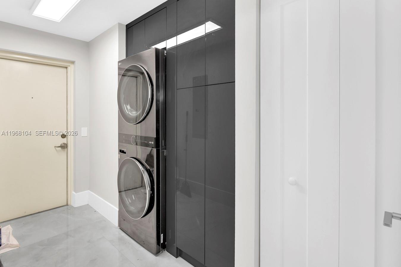 OCEAN PLAZA ON DEERFIELD - Residential