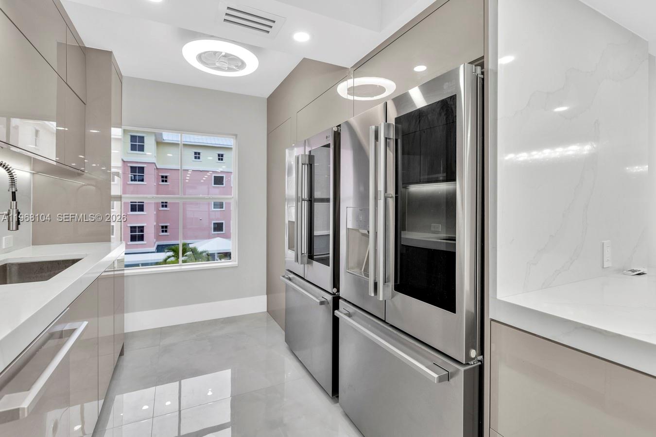 OCEAN PLAZA ON DEERFIELD - Residential