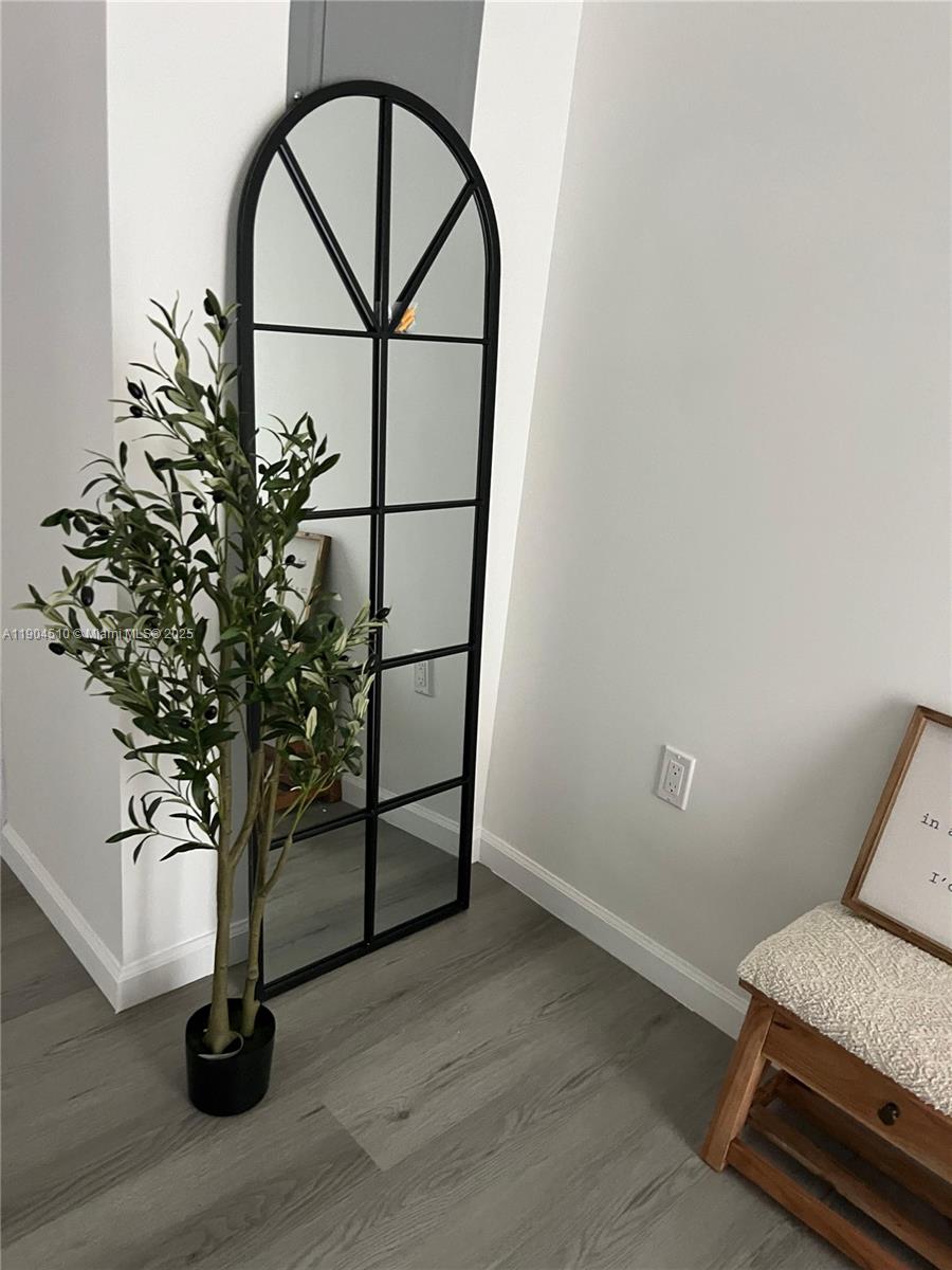 SUNNYLAND PARK NO 2 - Residential Lease