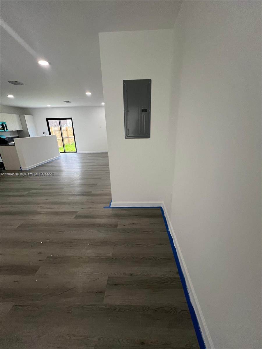 SUNNYLAND PARK NO 2 - Residential Lease