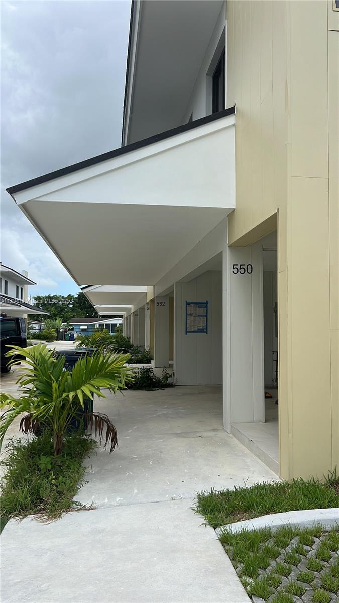 SUNNYLAND PARK NO 2 - Residential Lease