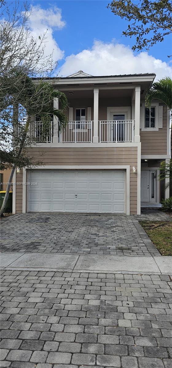 EMILIOS PLACE AT OASIS - Residential Lease