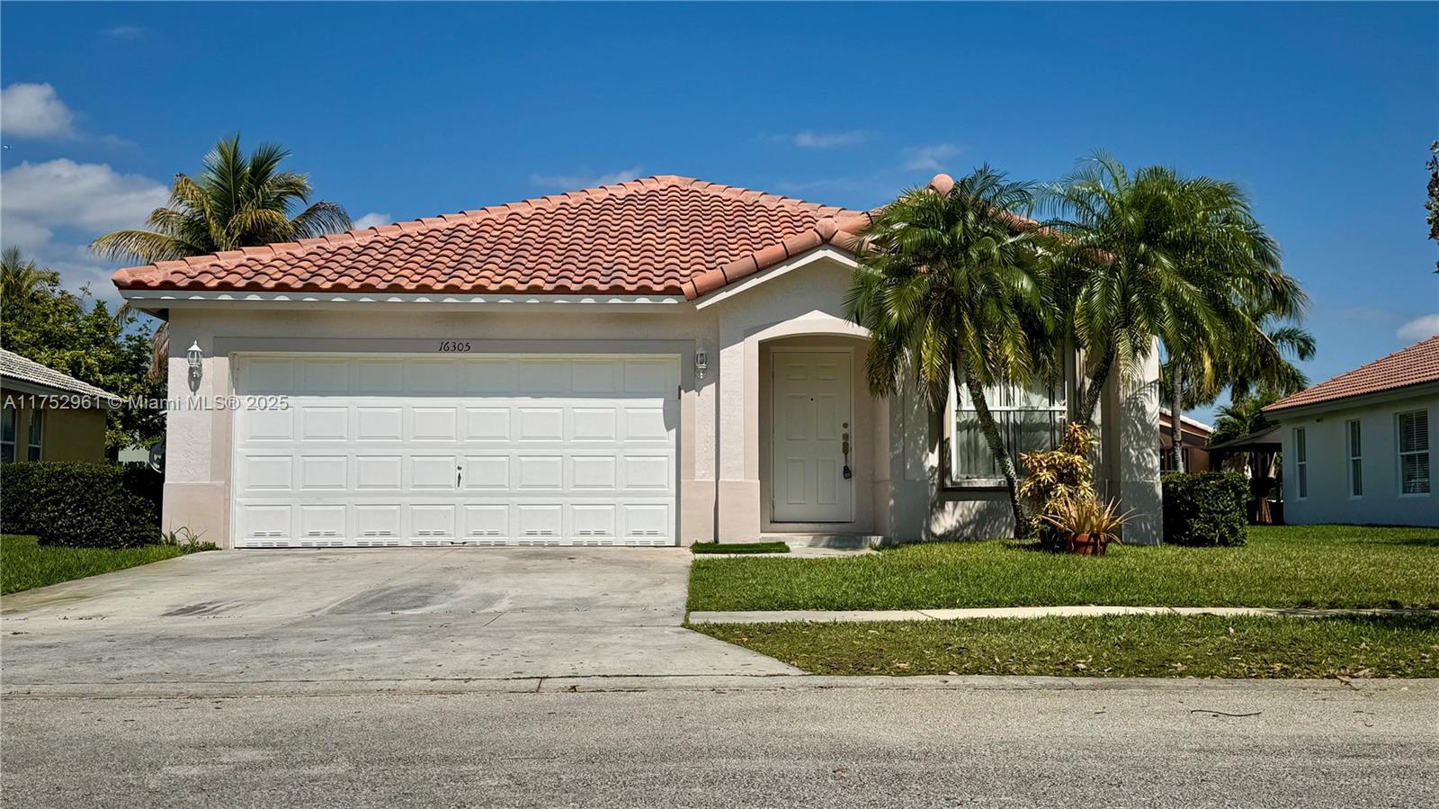 Address Not Disclosed, Pembroke Pines, Miami-Dade County, Florida - 3 Bedrooms  
2 Bathrooms - 