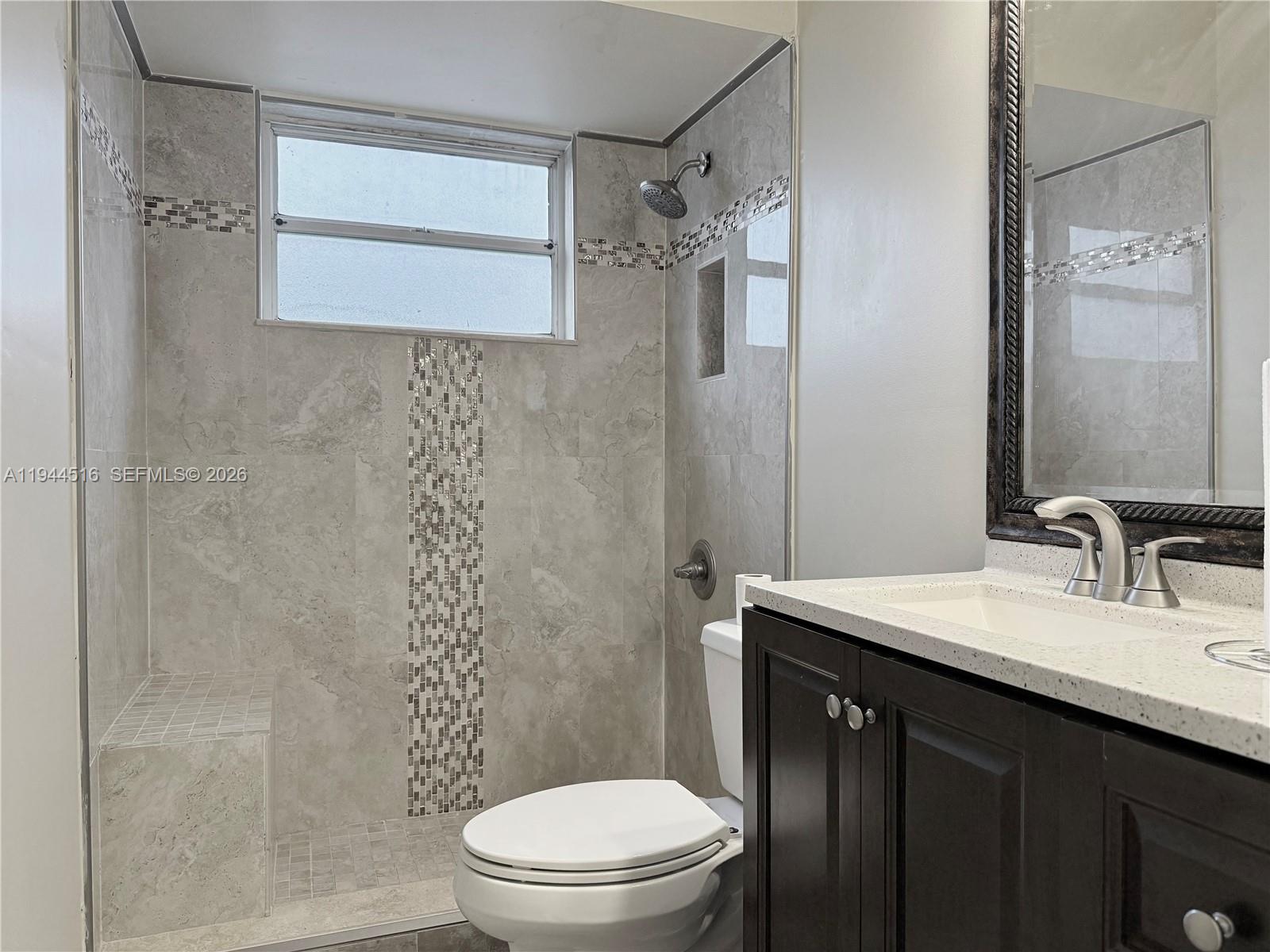 LAKES BY THE BAY SEC 5 - Residential