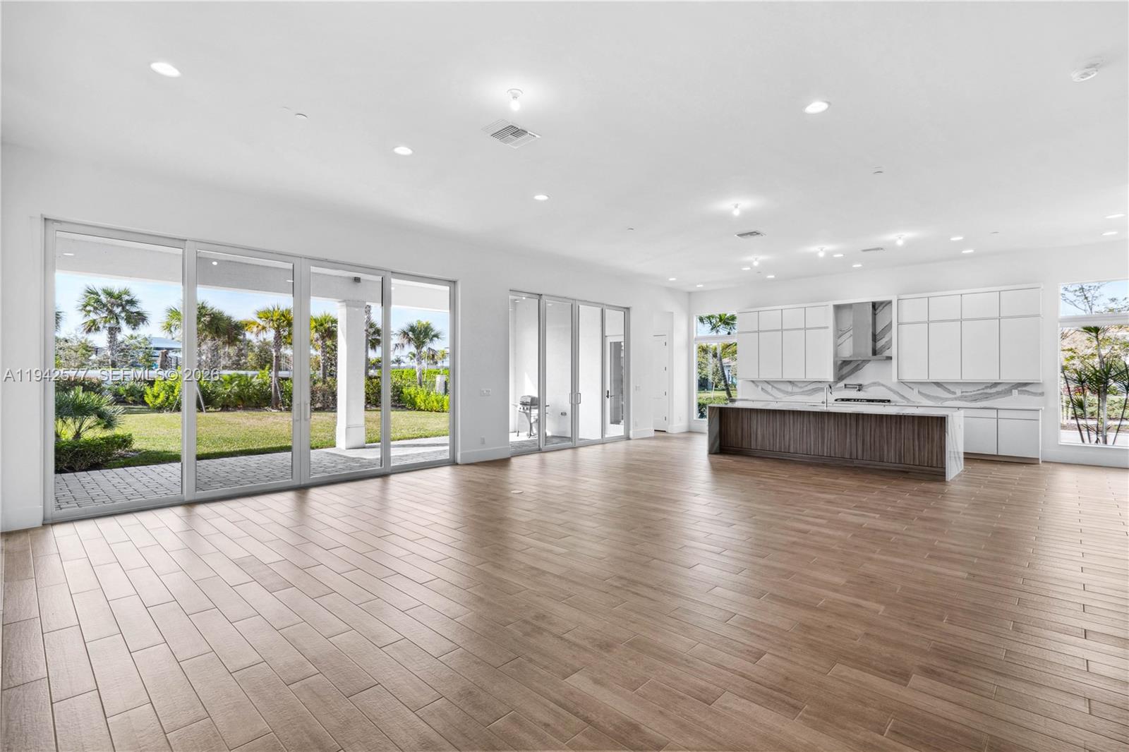 Coral Isles, Avenir - Residential