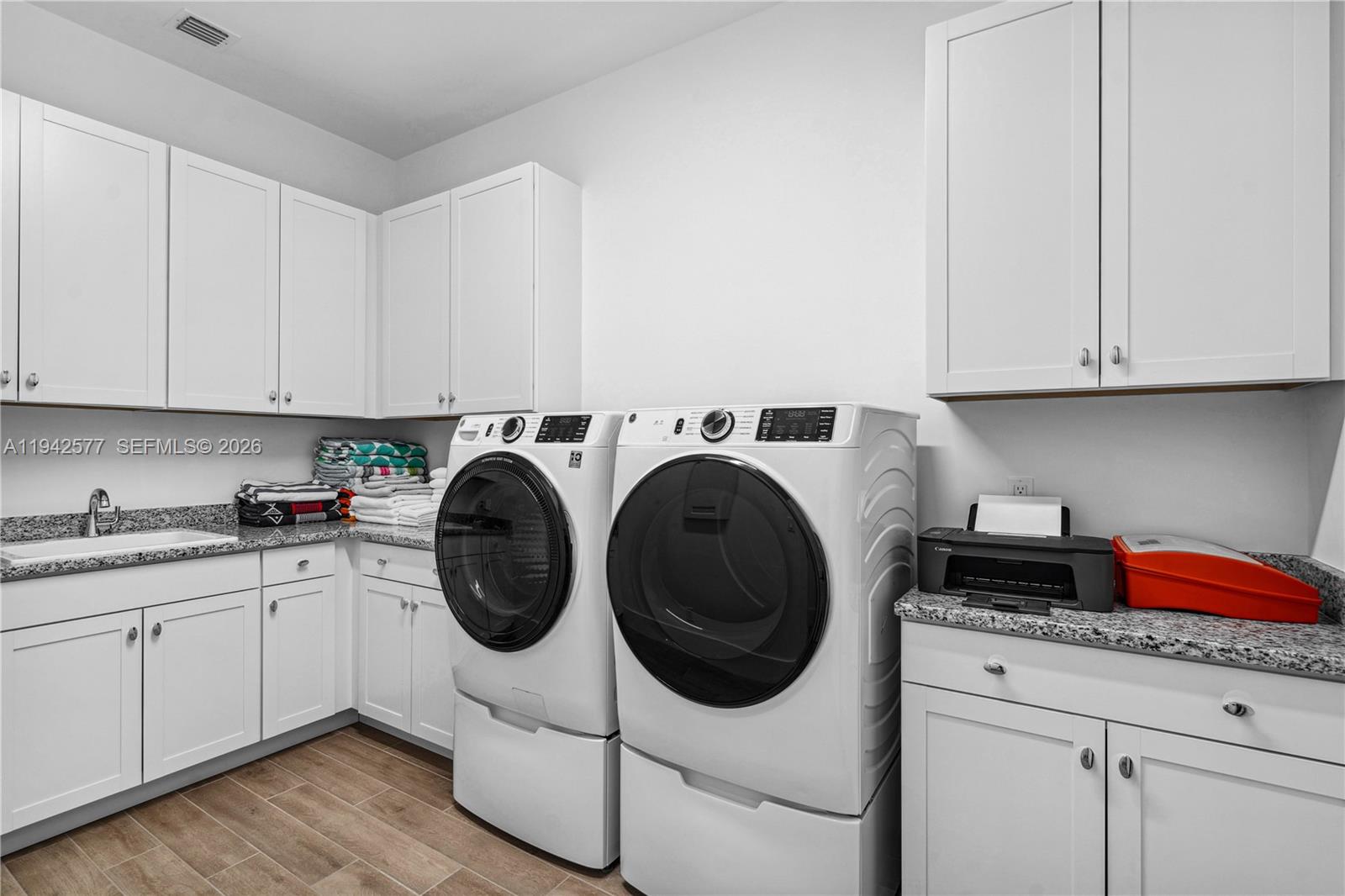 Coral Isles, Avenir - Residential