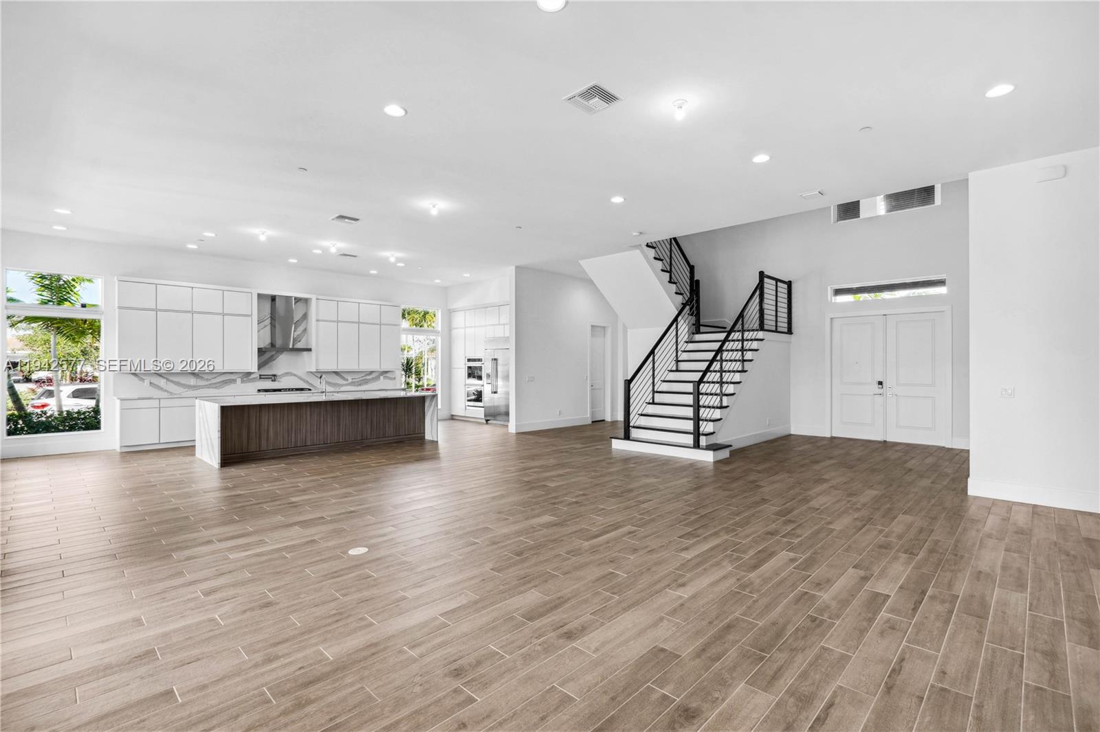 9281 Coral Isles Cir