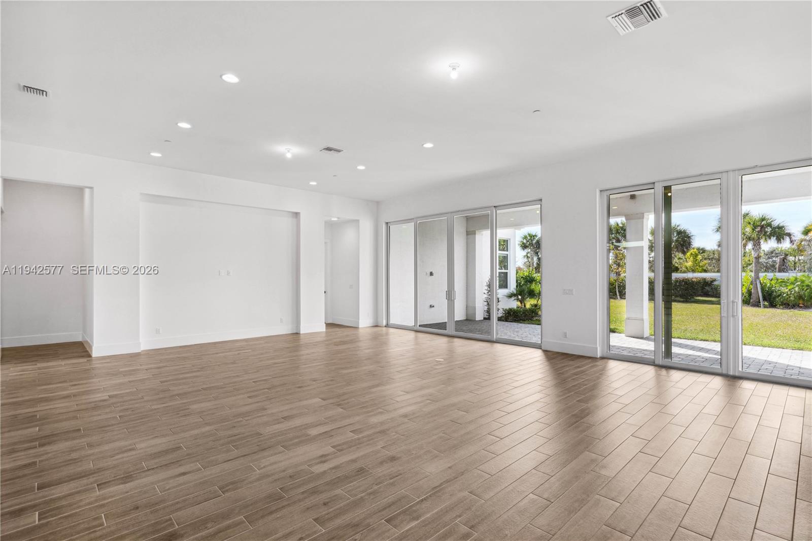 Coral Isles, Avenir - Residential