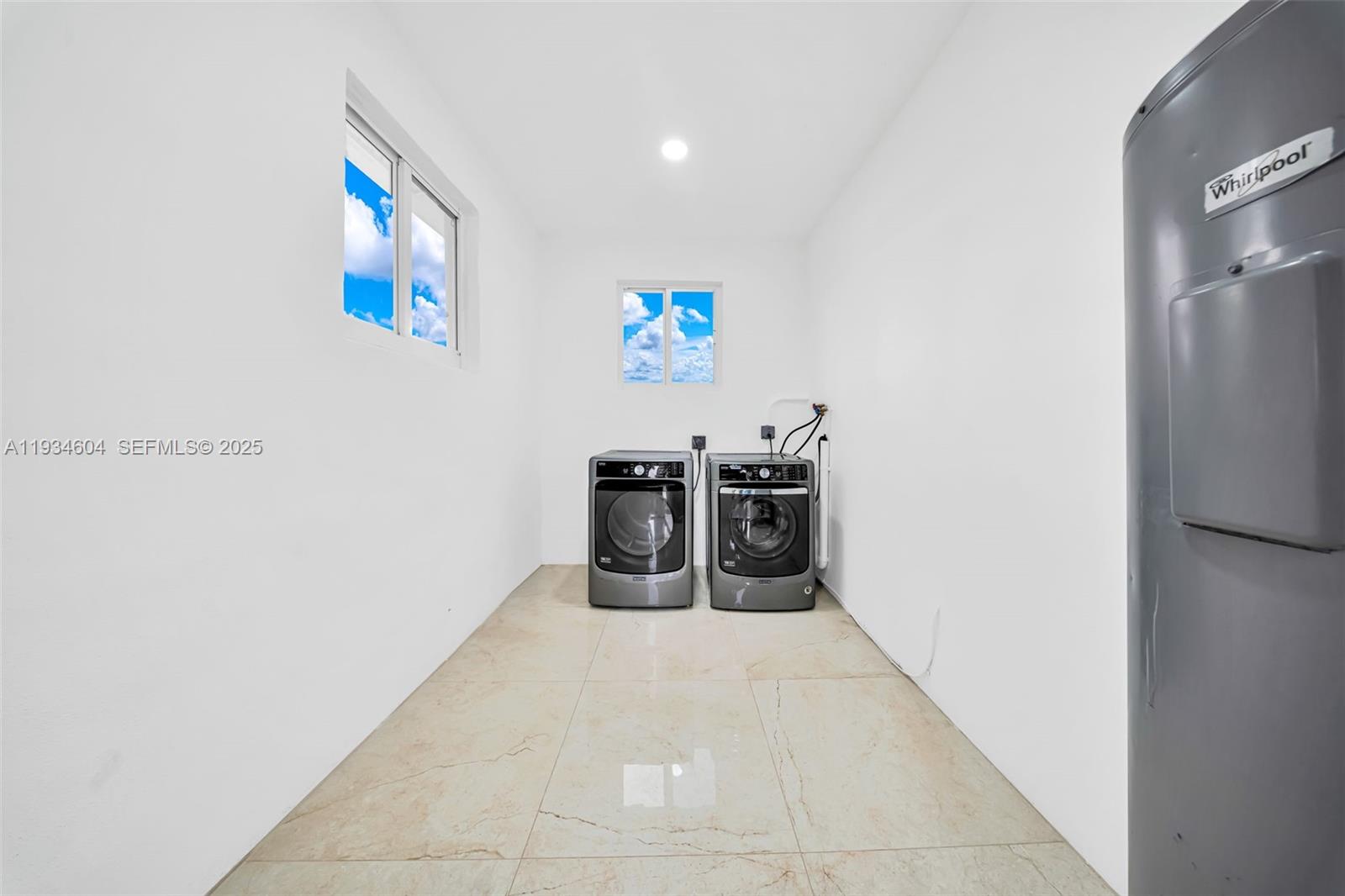 BUNCHE PARK - Residential