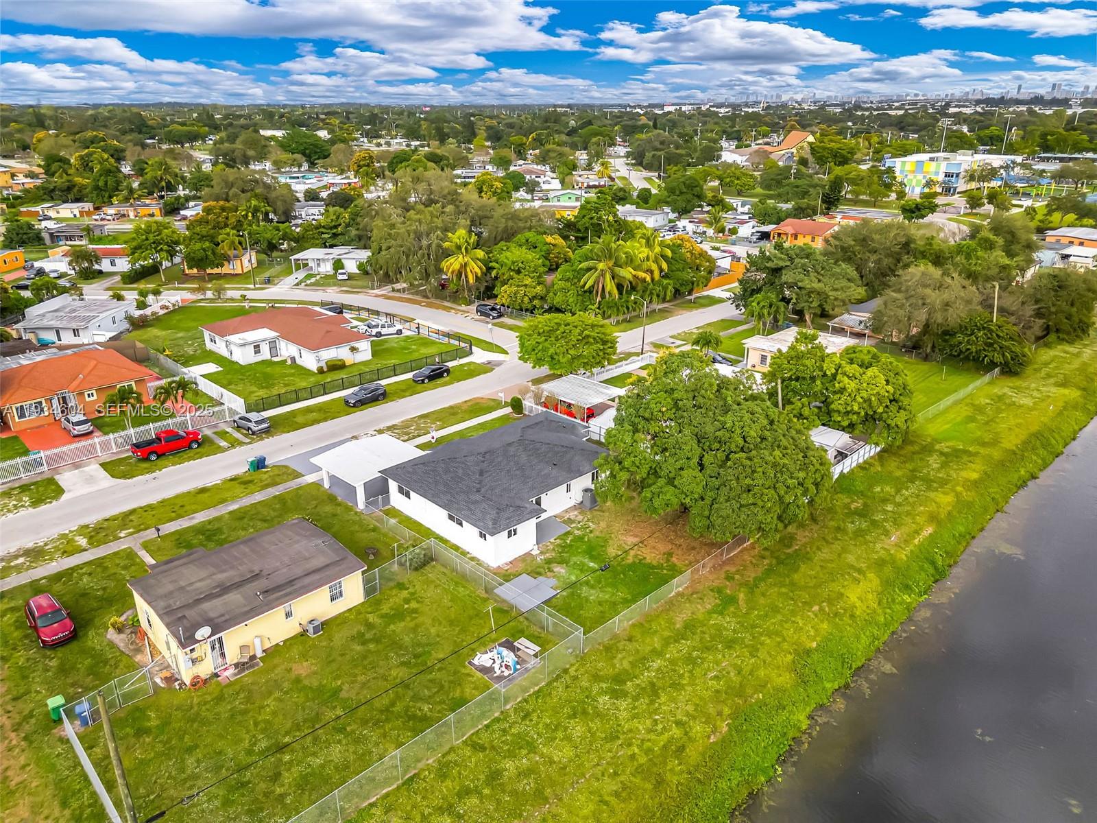BUNCHE PARK - Residential