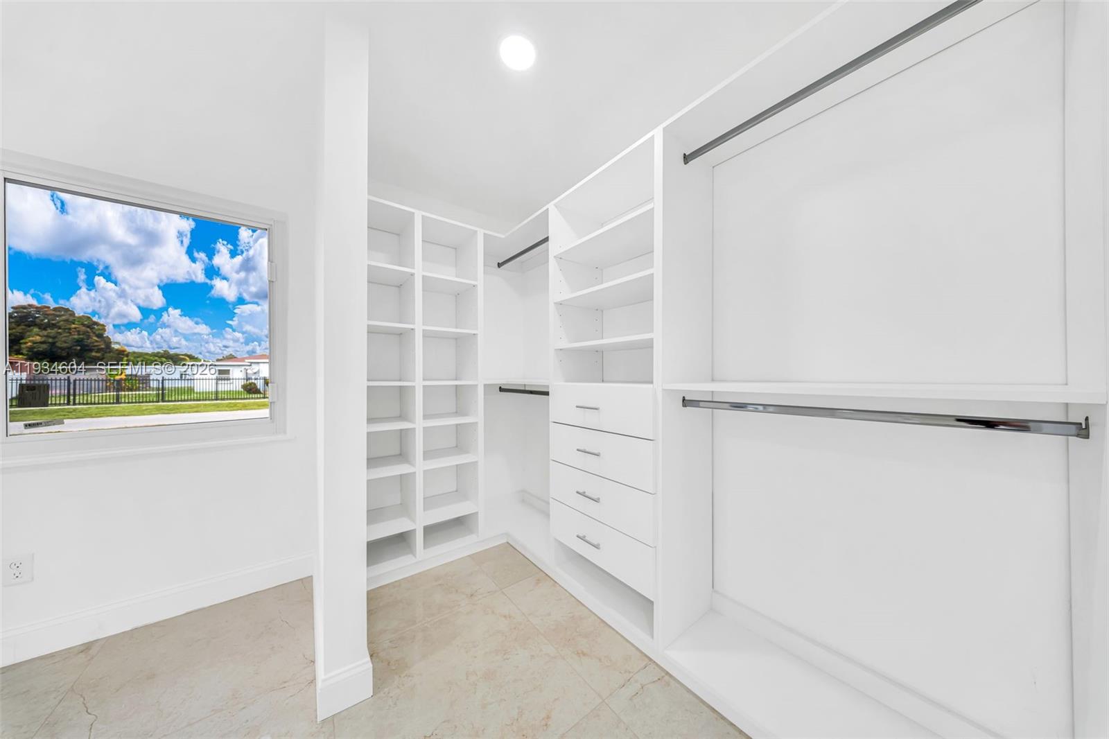 BUNCHE PARK - Residential