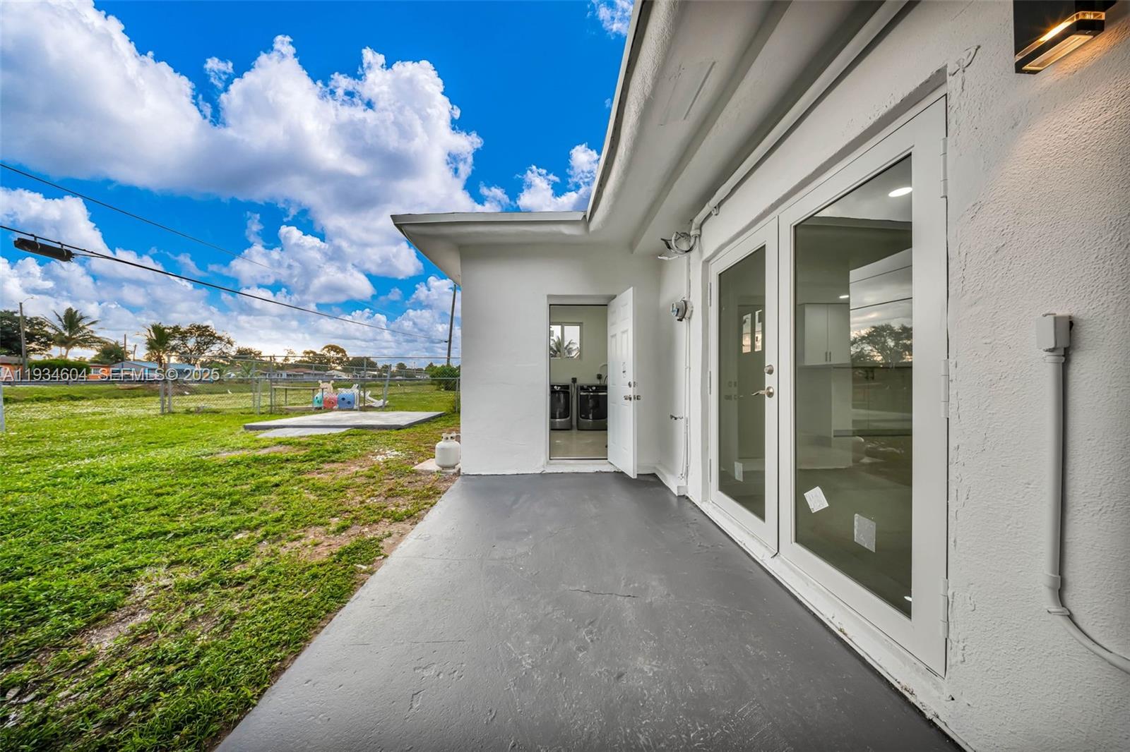 BUNCHE PARK - Residential